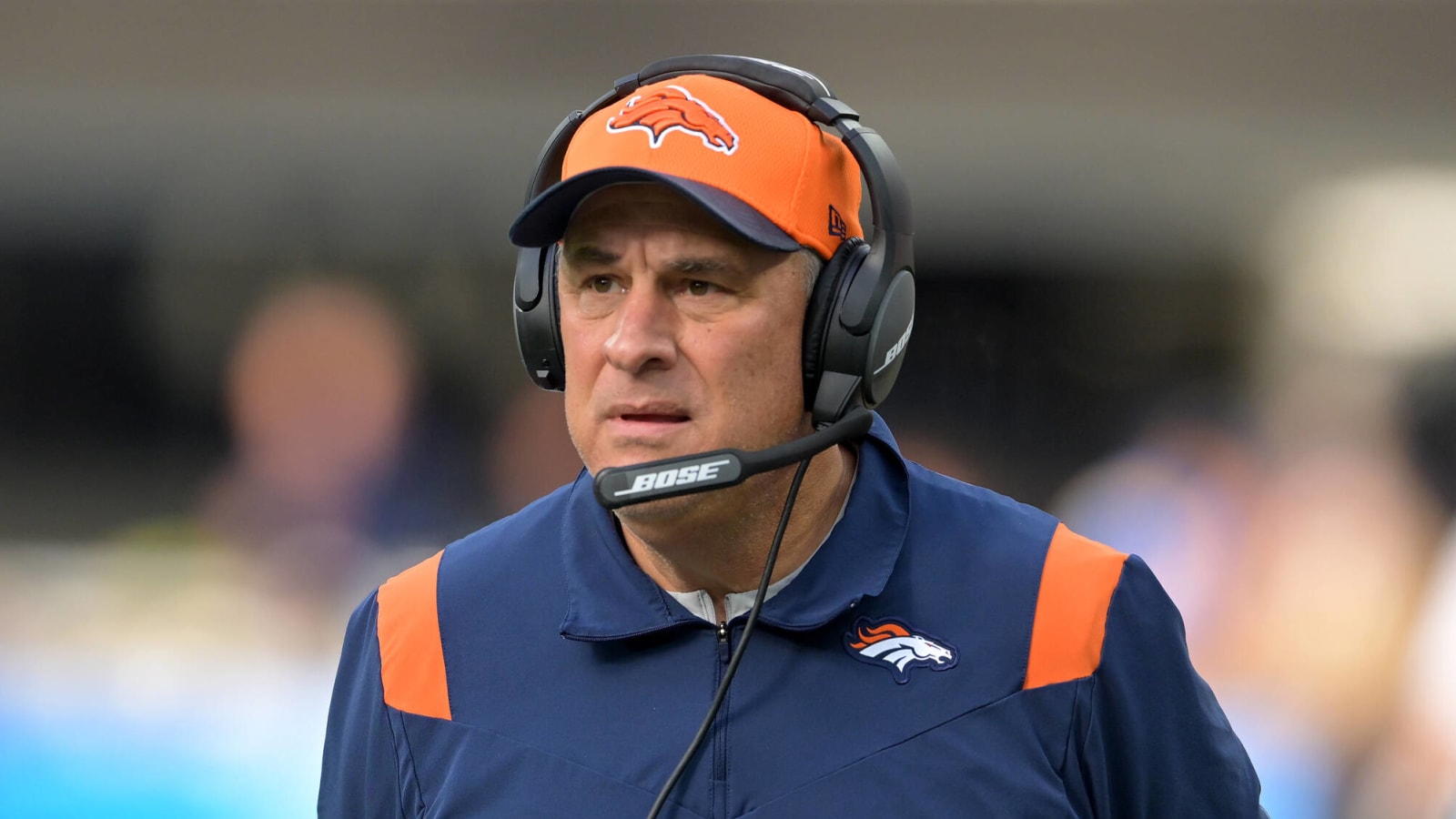 Panthers interview Vic Fangio for DC position