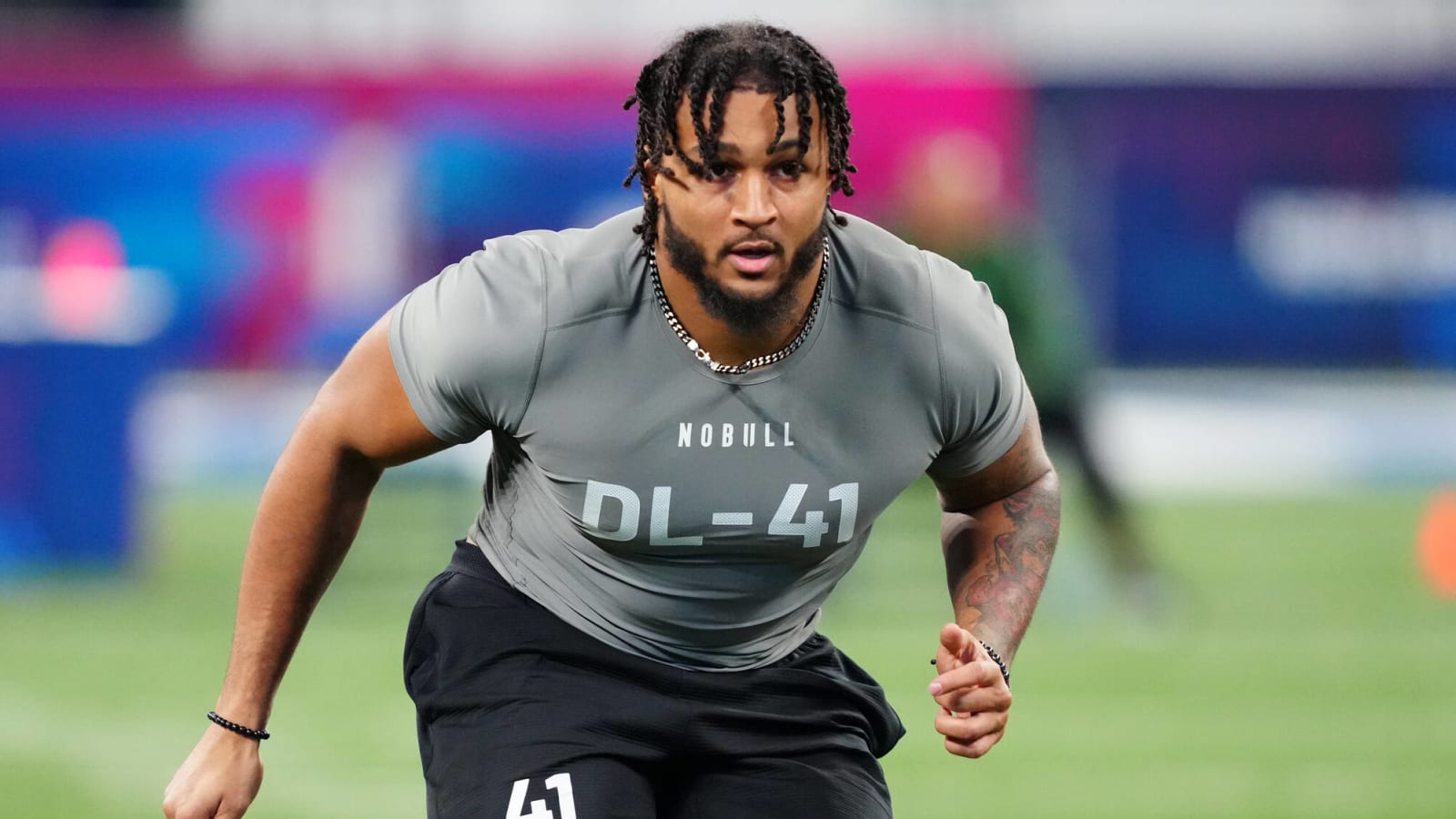 49ers to host Marshawn Kneeland and Jamal Hill on pre-draft visits