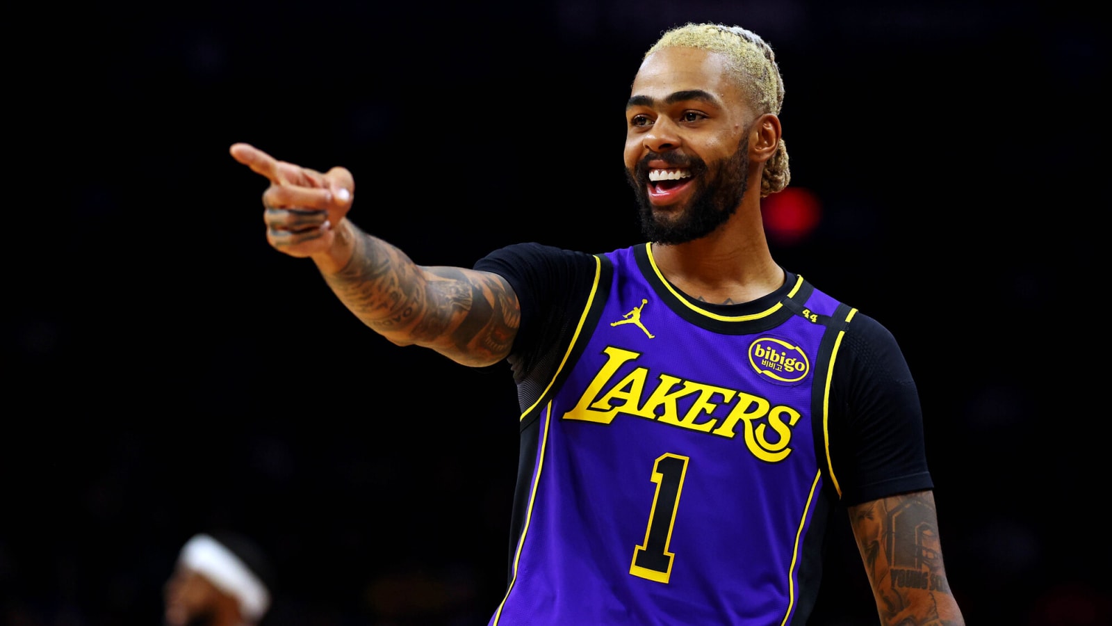 NFL franchise trolls Lakers' D'Angelo Russell after win