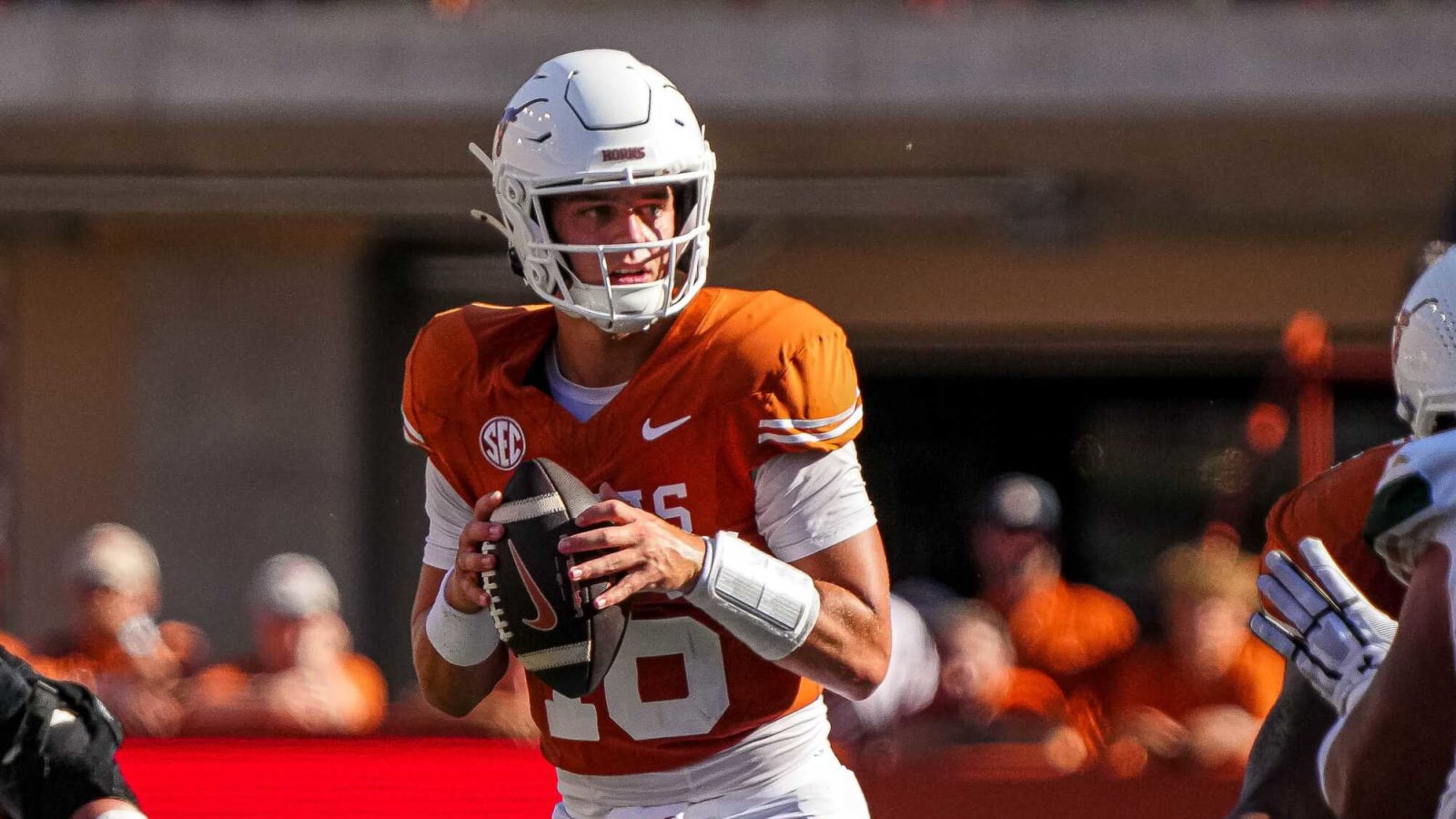 Cooper Manning excited, happy for Arch Manning as Texas football fans roll into Michigan’s Big House