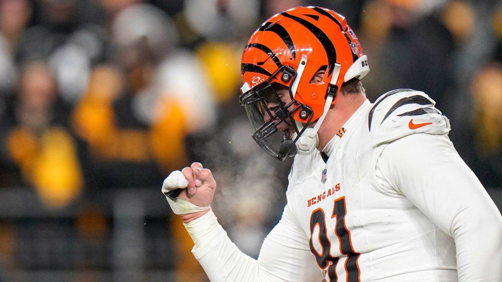 Chicago Bears coach has ties to pass rusher that is suddenly on trade market