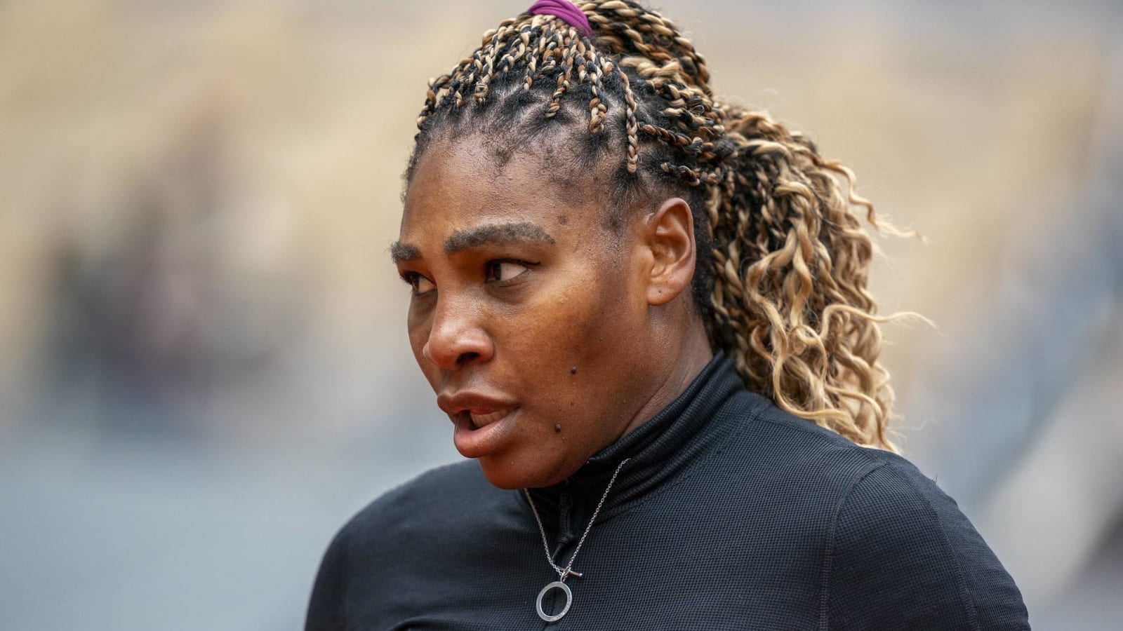 Serena Williams withdraws from French Open with injury