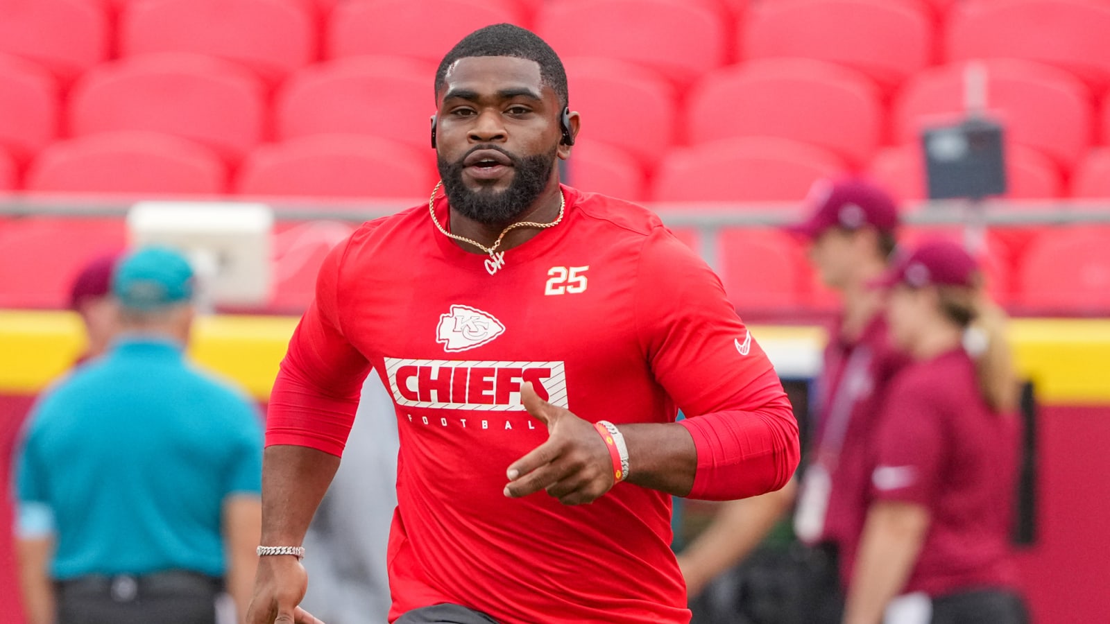 Clyde Edwards-Helaire joins NFC team after being cut by Chiefs