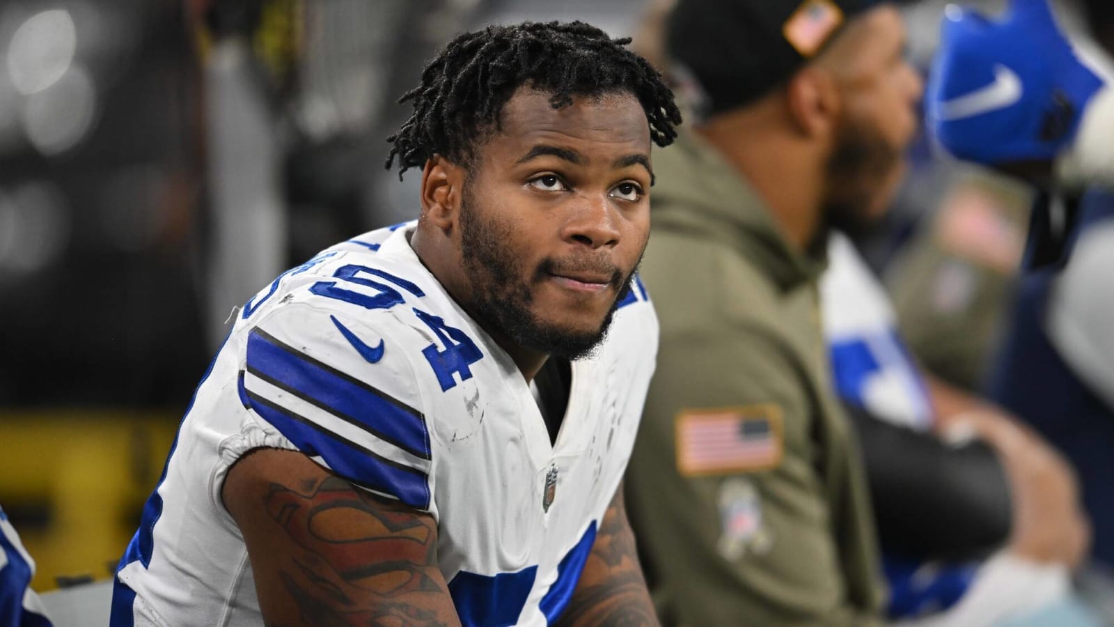 Cowboys player has warrant issued for arrest days before playoffs
