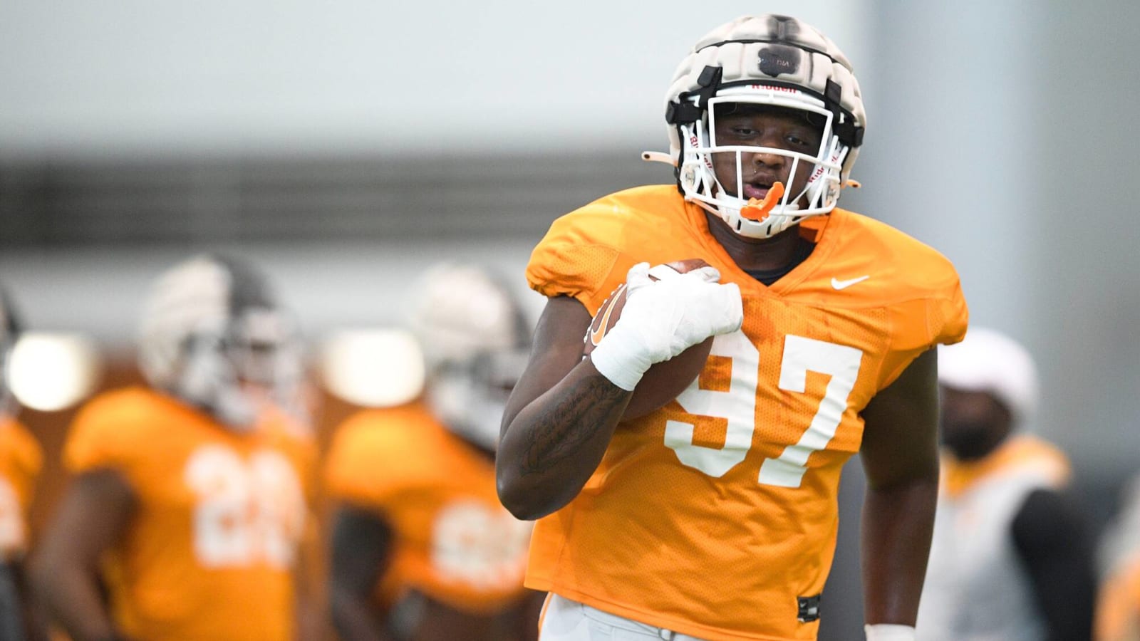 Report: Tennessee Is Expected To See Star 2022 Defensive Recruit Hit The New Transfer Portal