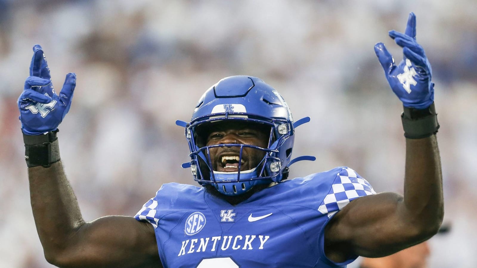 Kentucky beats Florida at home for first time since 1986