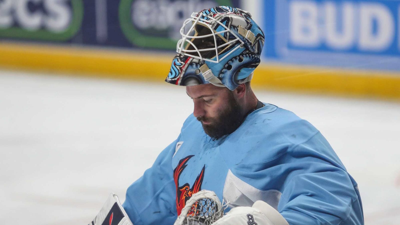 NHL Trade Deadline: Panthers Deal Driedger for Kahkonen