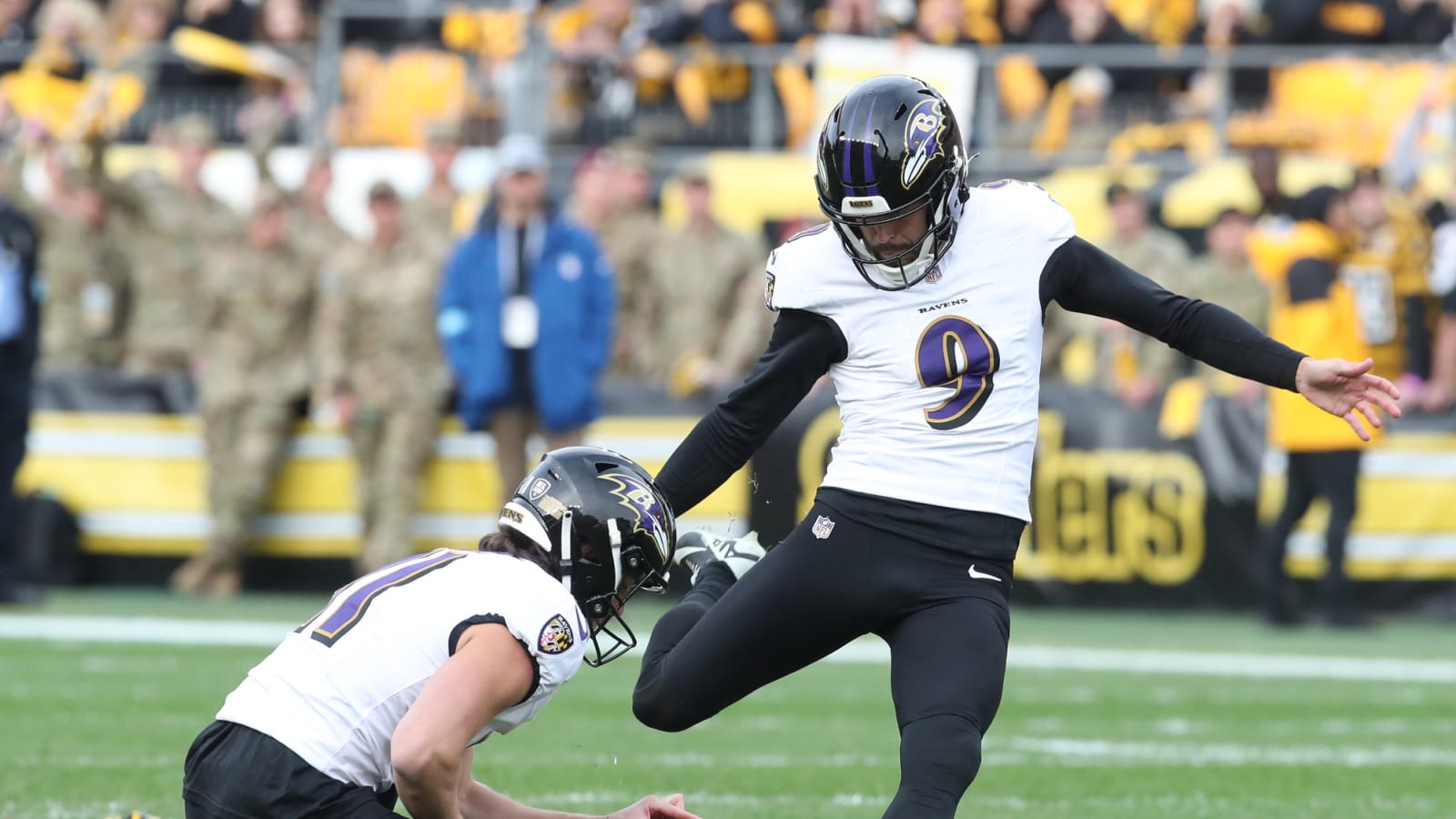 Ravens&#39; Justin Tucker Blames Acrisure Stadium For Terrible Outing Against The Steelers In Week 11