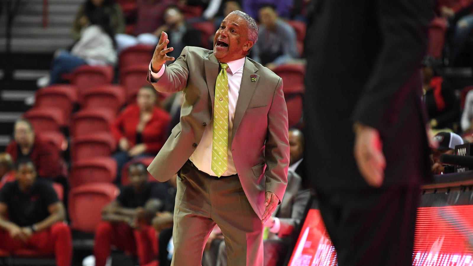 Report: UMKC hires Marvin Menzies as next head coach