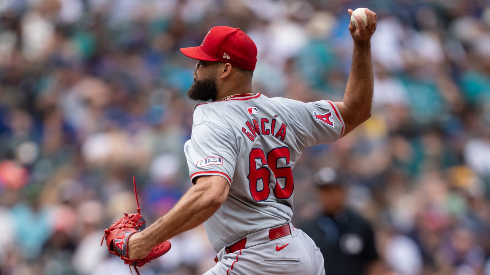 Several teams showing interest in veteran Angels reliever