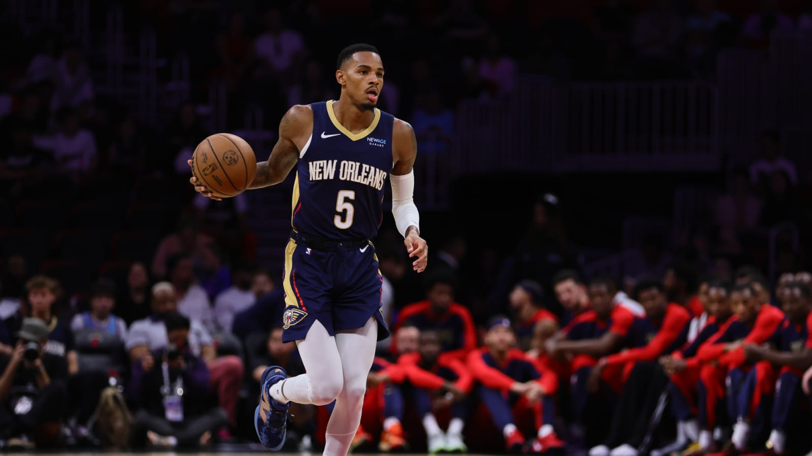 Pelicans’ Dejounte Murray Eyes Return Against Raptors After Hand Injury