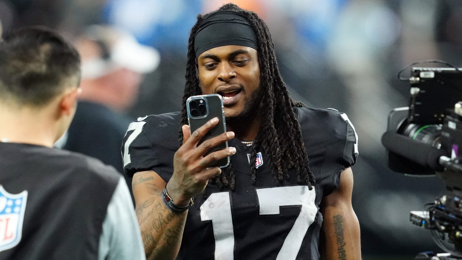 Las Vegas Raiders&#39; Davante Adams opens up about the QB situation just before training camp