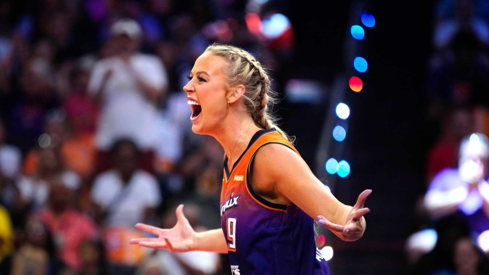 Watch: Sophie Cunningham reacts to ejection after 2 technical fouls vs. Lynx, referee’s accountability