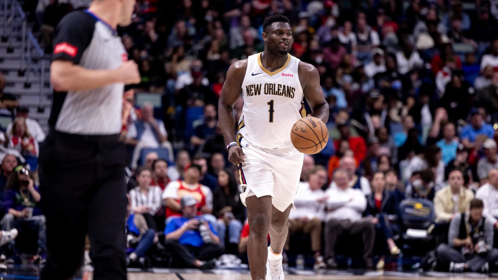 Williamson Leads Pelicans to 107-100 Victory Over Bucks