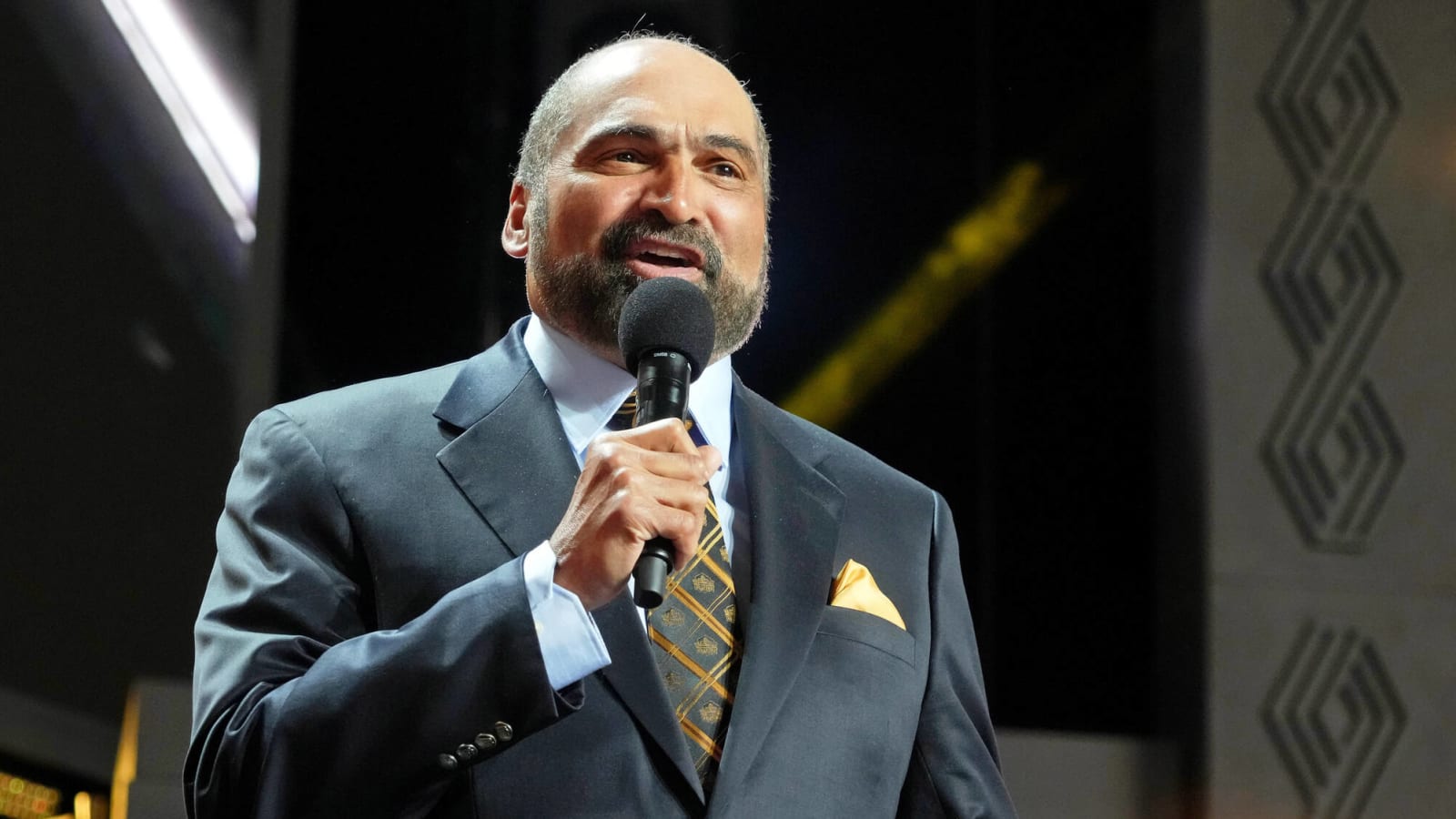 Pittsburgh Steelers legend Franco Harris dies at 72