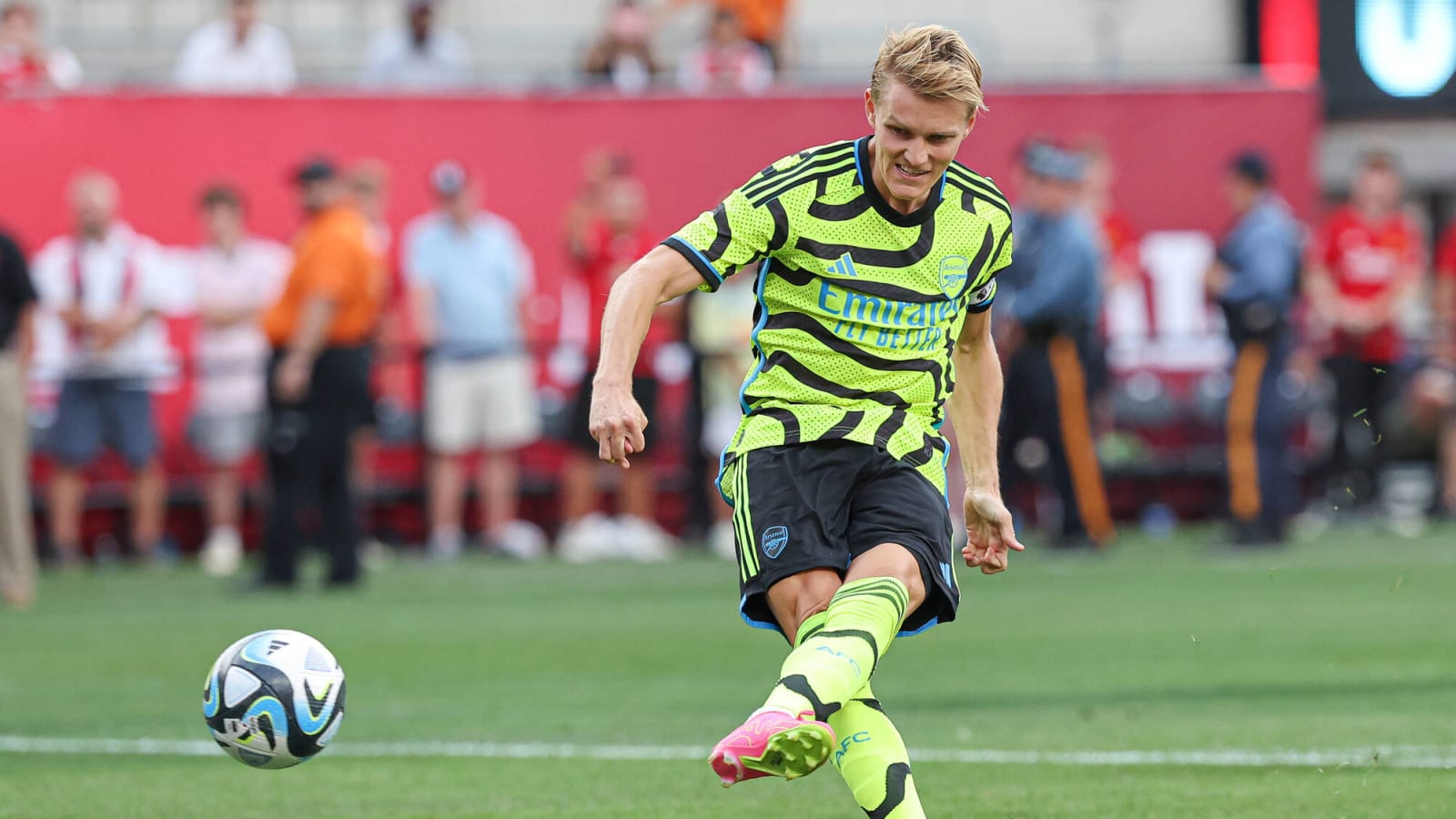 Martin Odegaard reacts to Arsenal win after a tough week