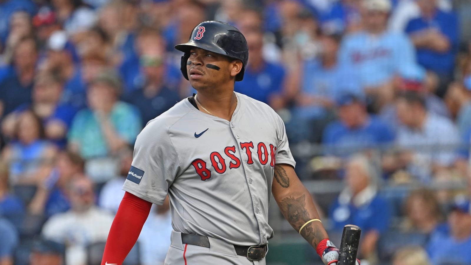 Interesting theory could explain Rafael Devers’ struggles