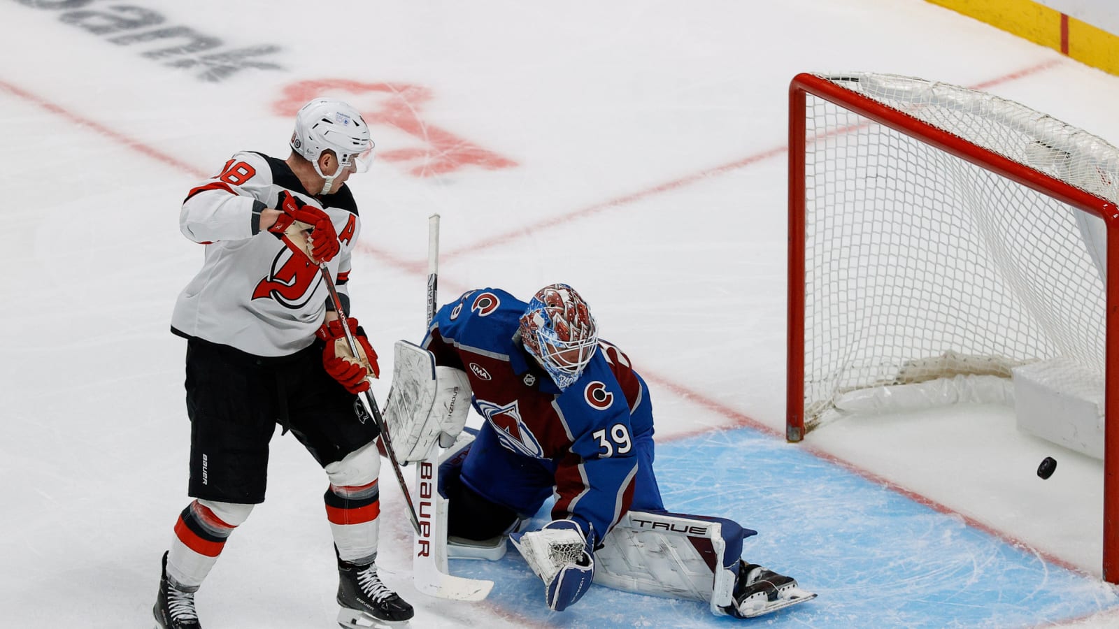 Blackwood Stifles Devils (Again) in Avs’ 5-1 Win