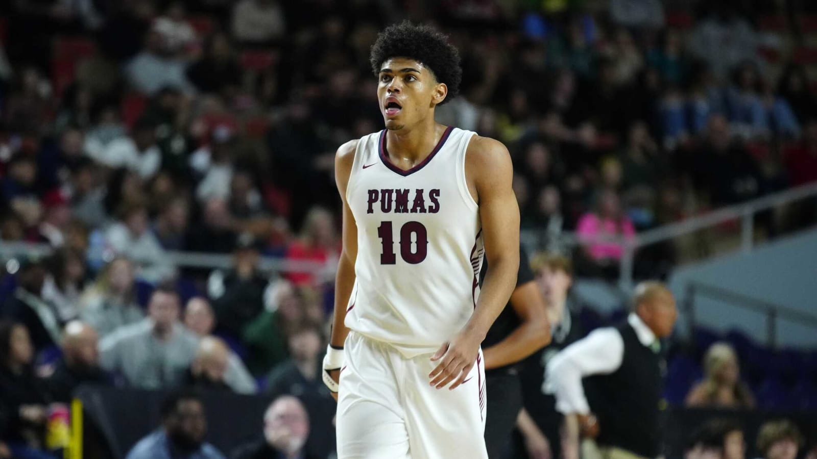 Arizona Basketball Lands Elite 2025 Five-Star Forward Koa Peat