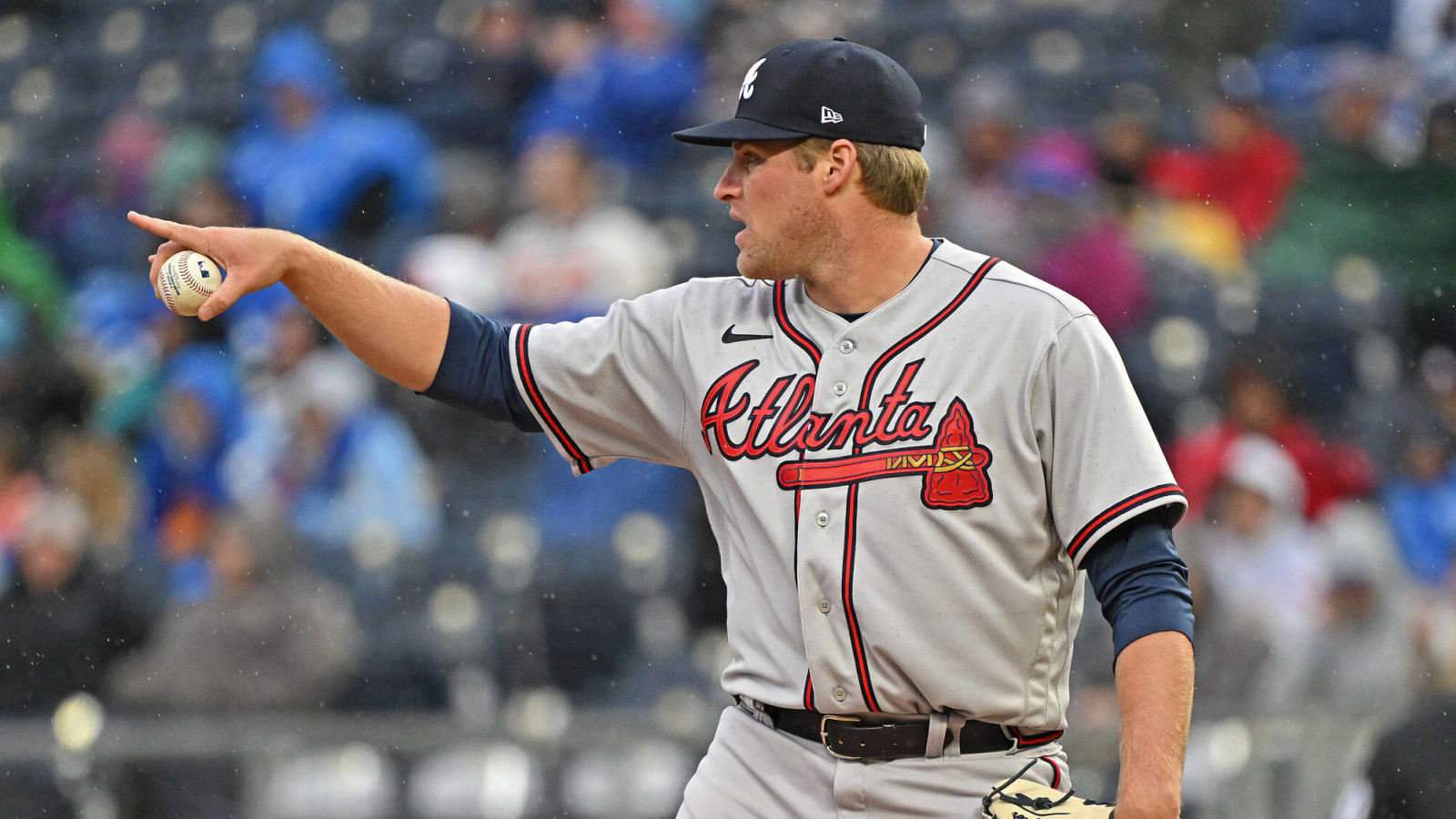 Braves rotation bailed out by unexpected pitcher