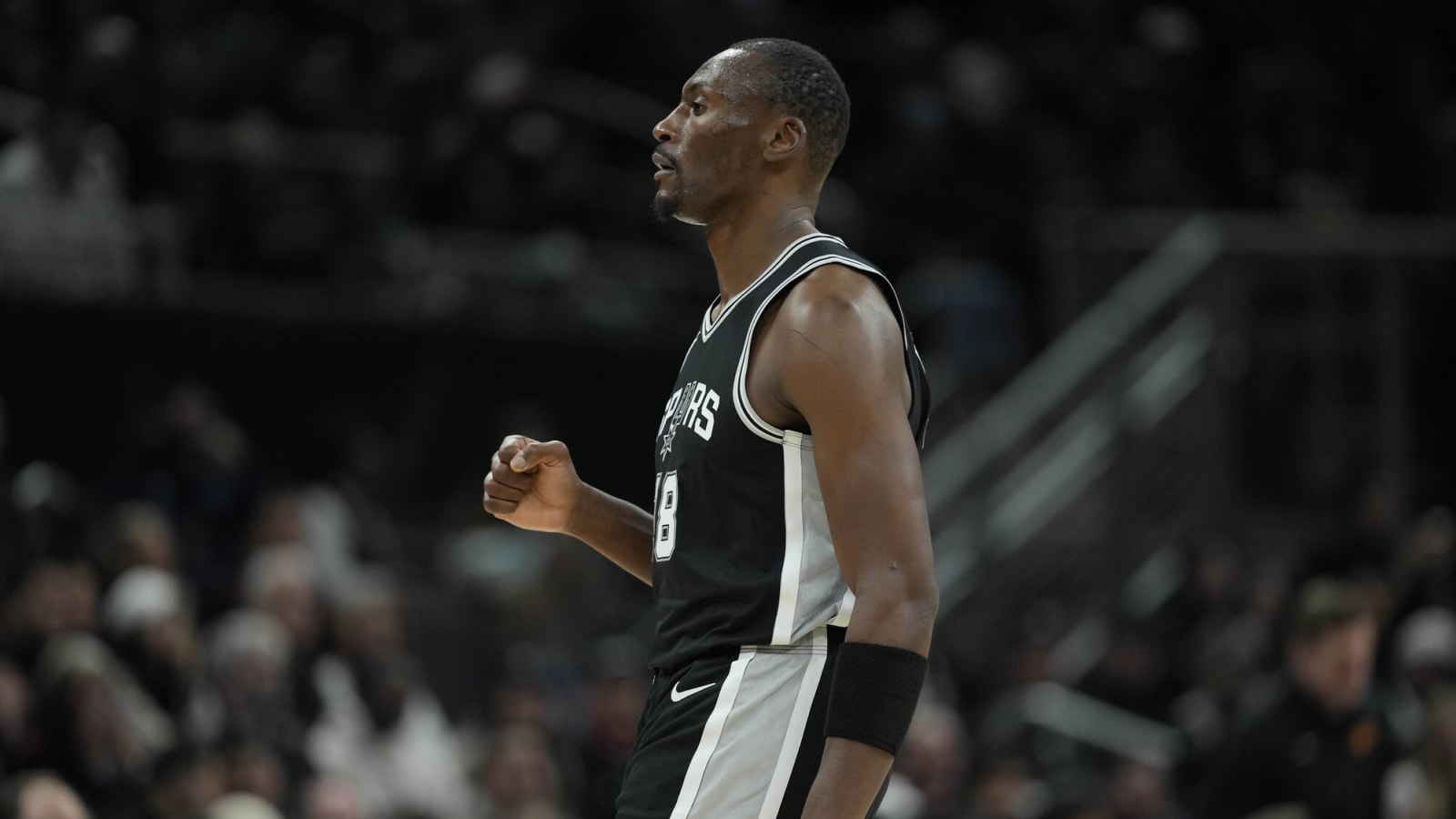 Spurs Sign Bismack Biyombo To Second 10-Day Deal