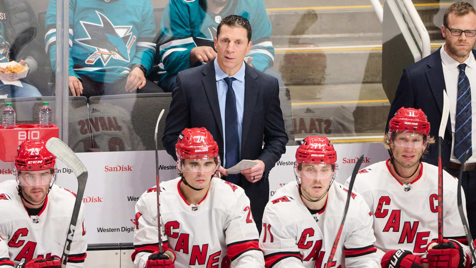 Rod Brind’Amour and the Hurricanes reach an agreement