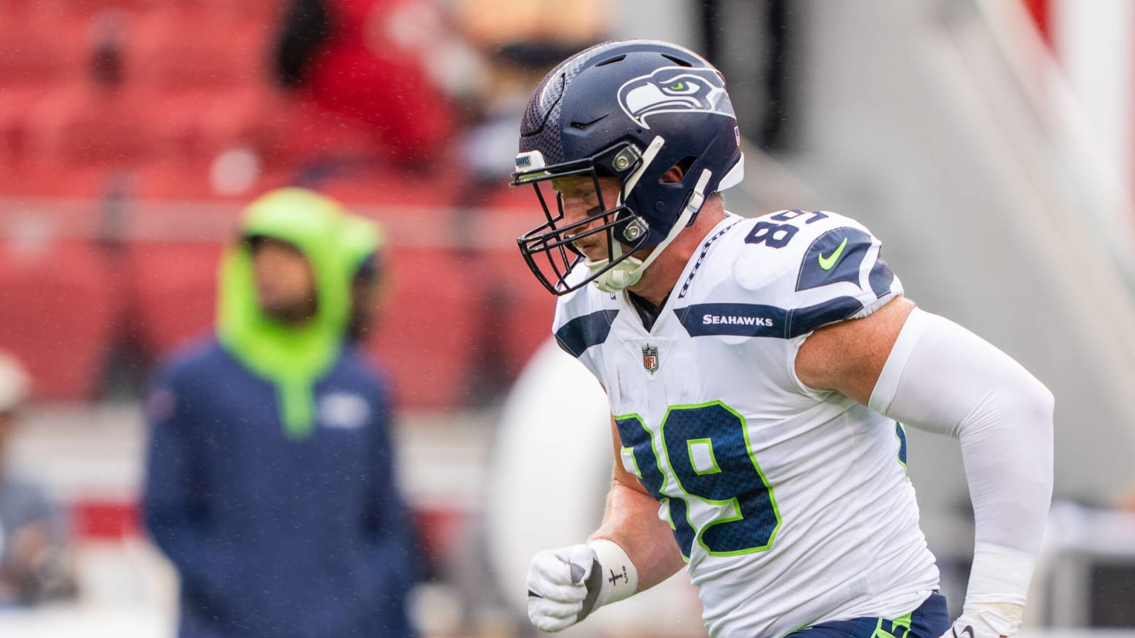 Seahawks release 27-year-old TE