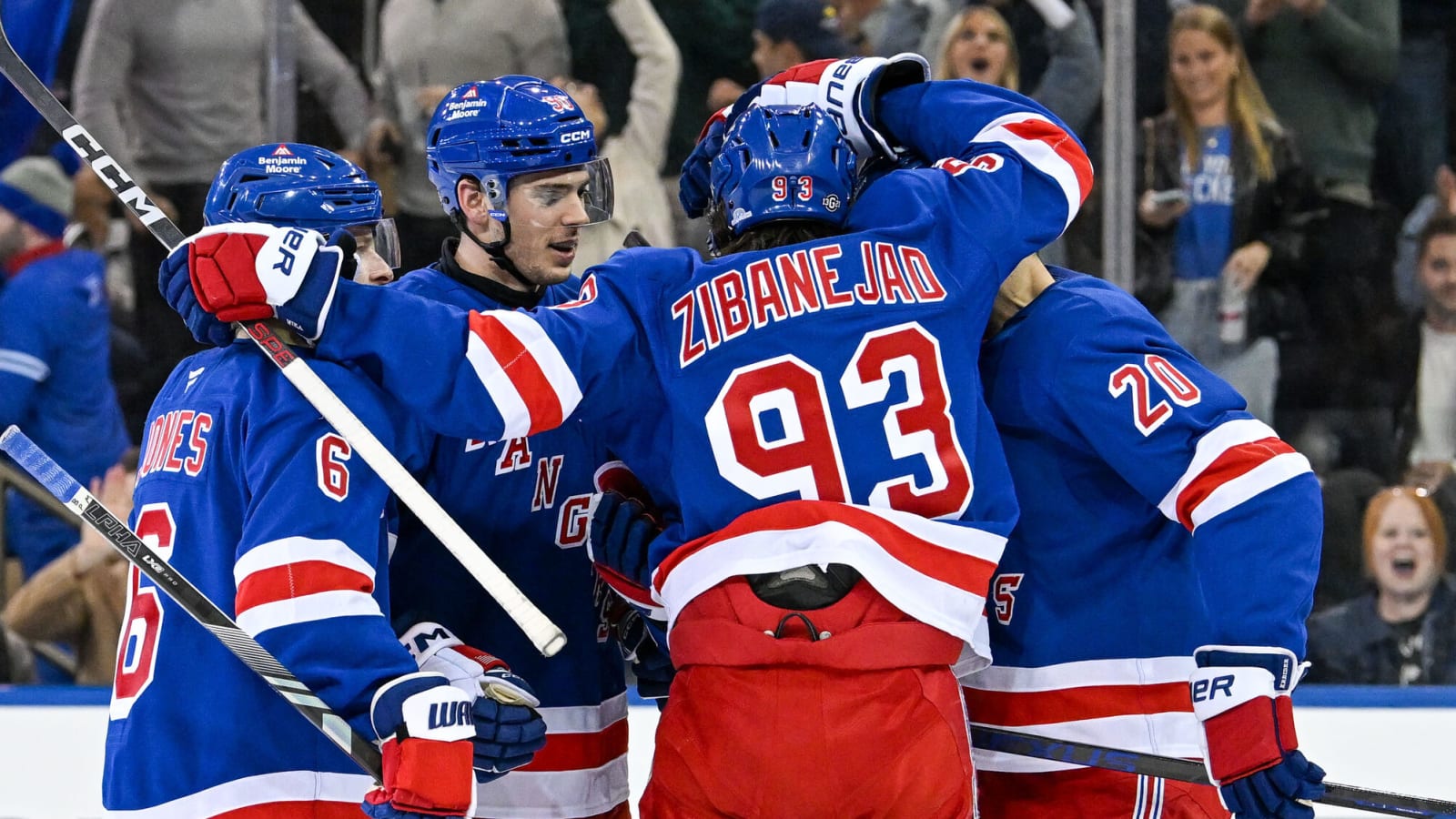 New York Rangers ridiculed for recent banner hung in Madison Square Garden