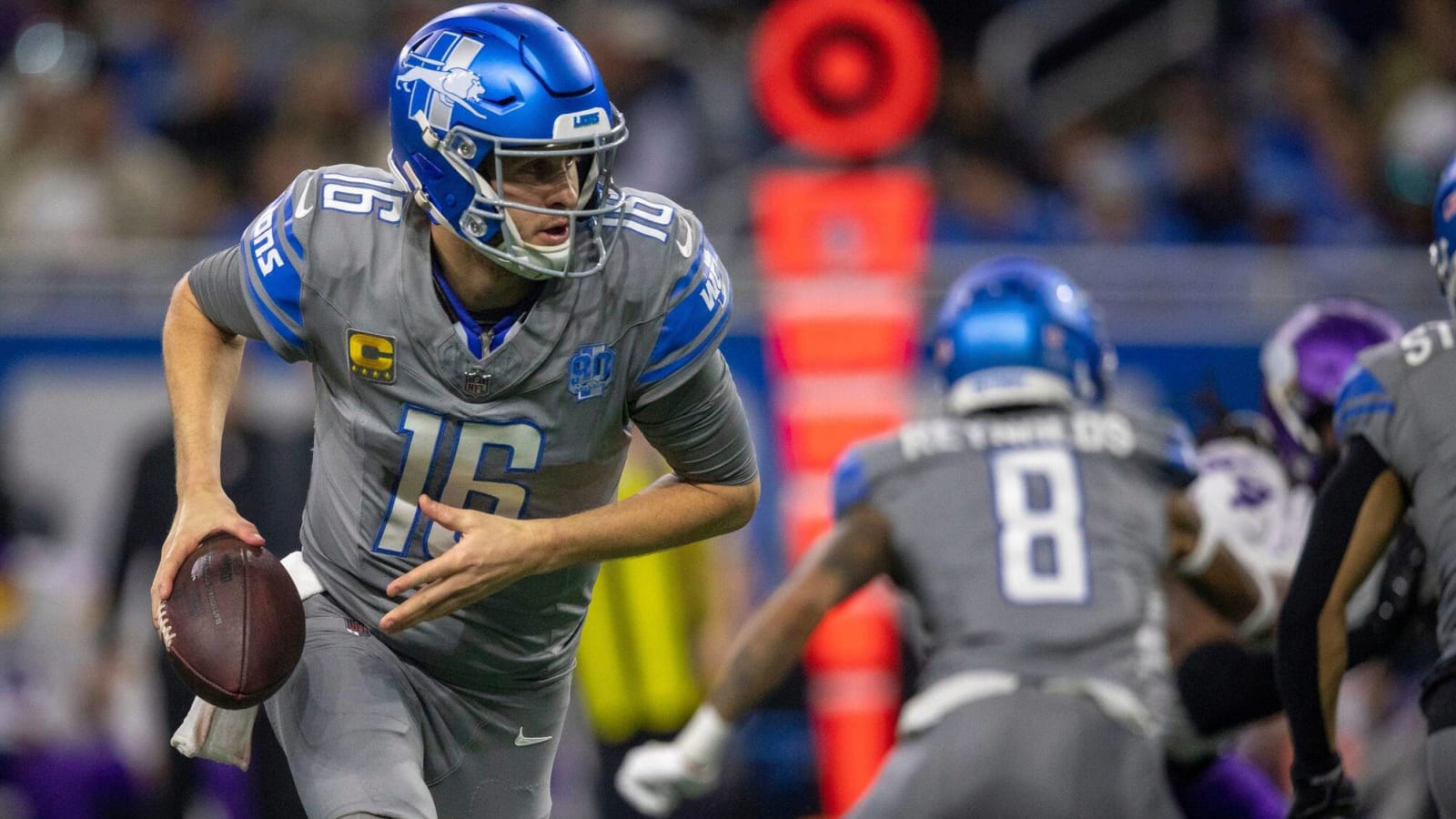 Lions Defeat Vikings, Finish Regular Season 12-5