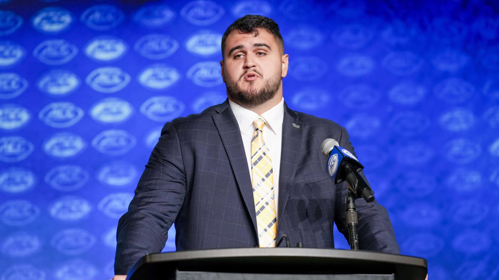 Steelers Schedule Visit With Intriguing Offensive Tackle Matt Goncalves From Pitt