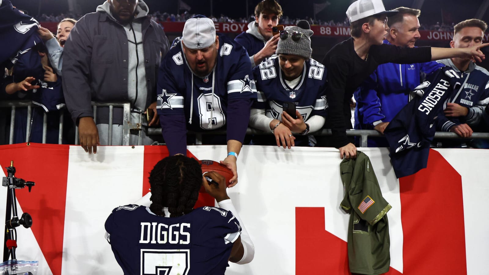 Trevon Diggs Pens Letter To Dallas Cowboys Fans After Tragic Injury Ends His Season