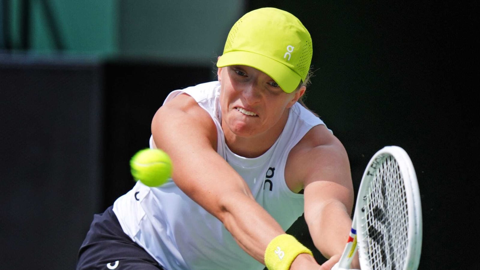 Aryna Sabalenka warns Iga Swiatek of serious ramifications if they’re stranded in desert