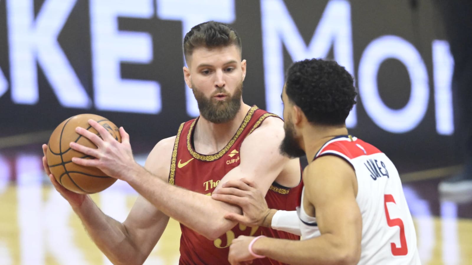 Nets interested in Cavs’ Dean Wade?