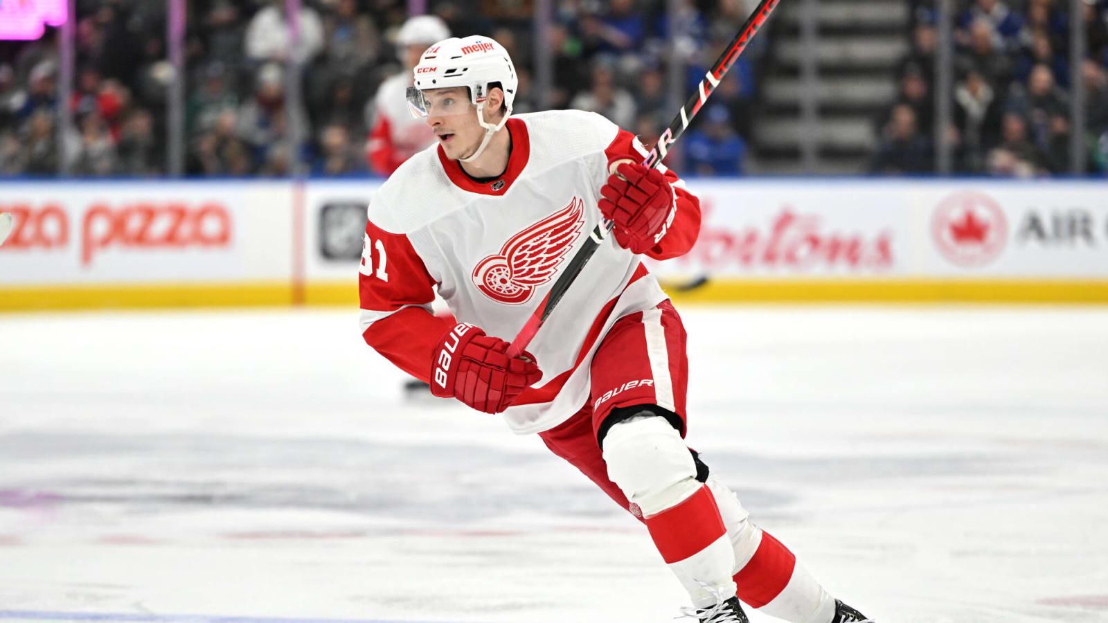 Kubalik Seeks To Deliver More Consistency For Red Wings