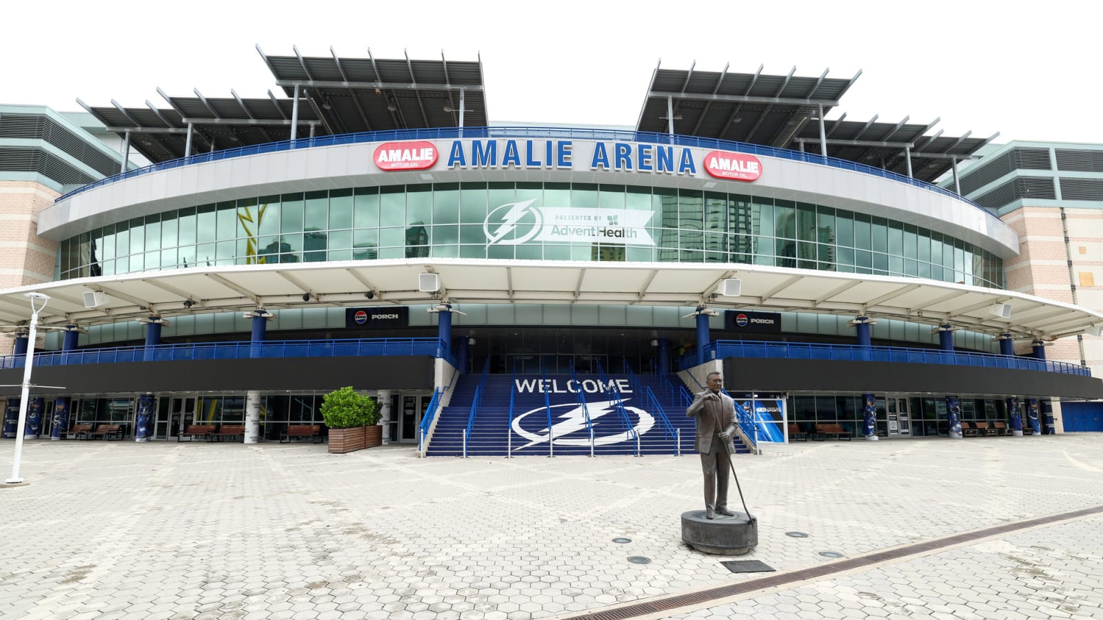 Lightning postpone home opener due to hurricane