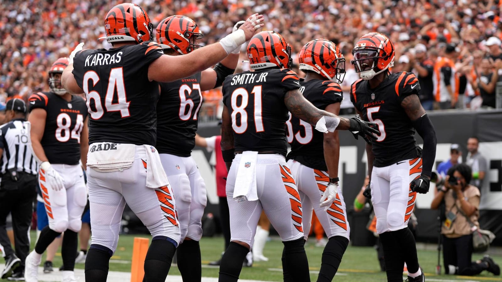 MNF' preview: Potentially Burrow-less Bengals aim to keep postseason hopes  alive