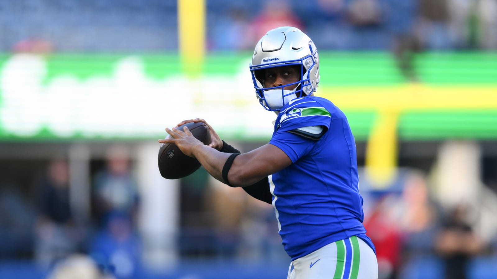 NFC Notes: Zay Jones, Geno Smith, 49ers, Cardinals, Seahawks