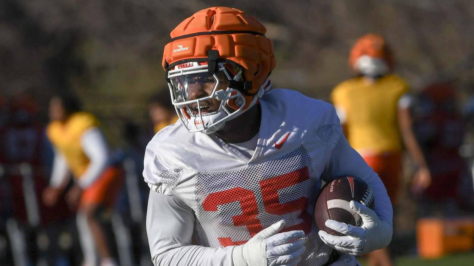 Jeremiah Alexander tells why he transferred from Alabama to Clemson