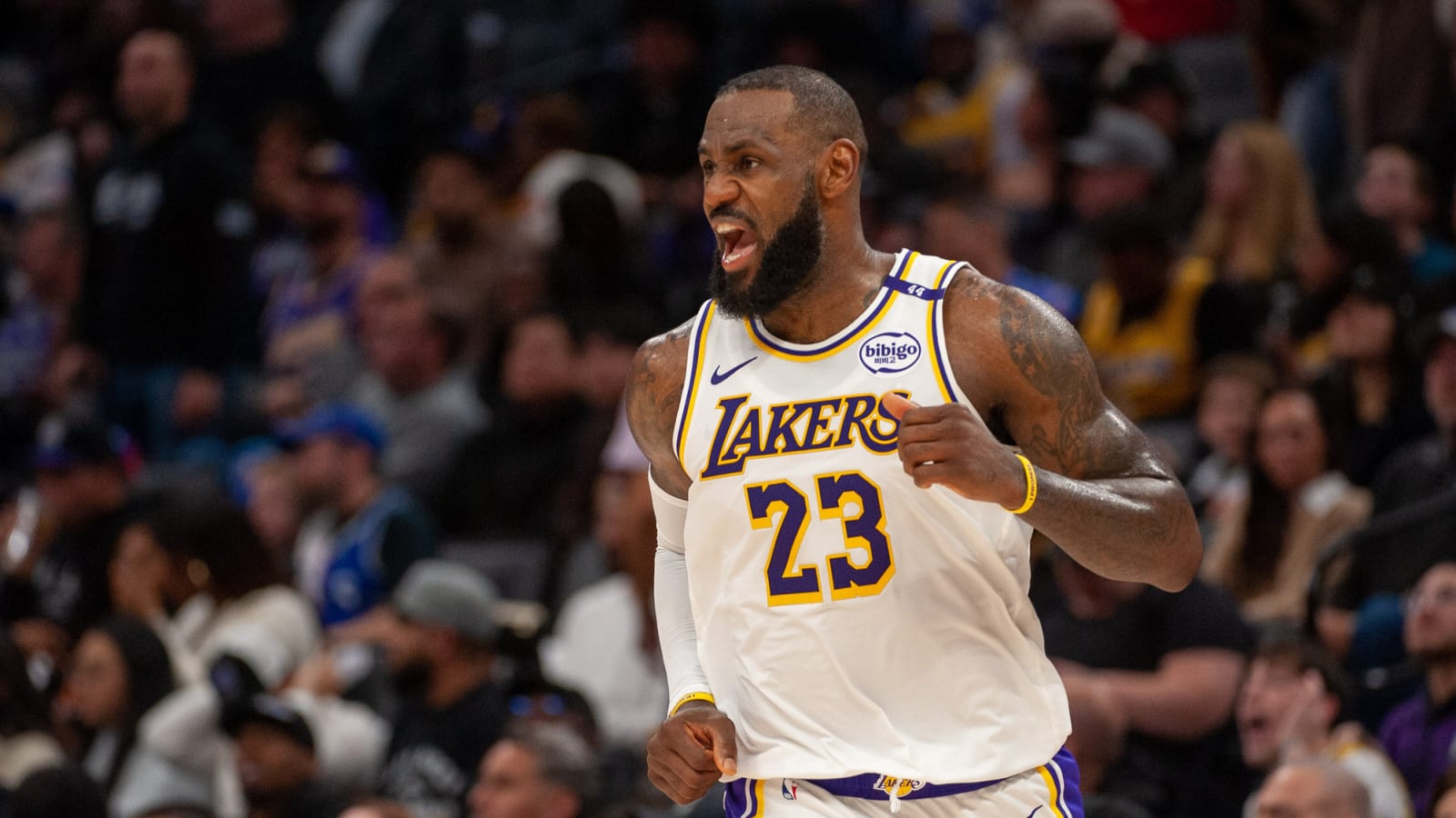 LeBron James talked trash to Dalton Knecht because of Ohio State&#39;s blowout win against Tennessee