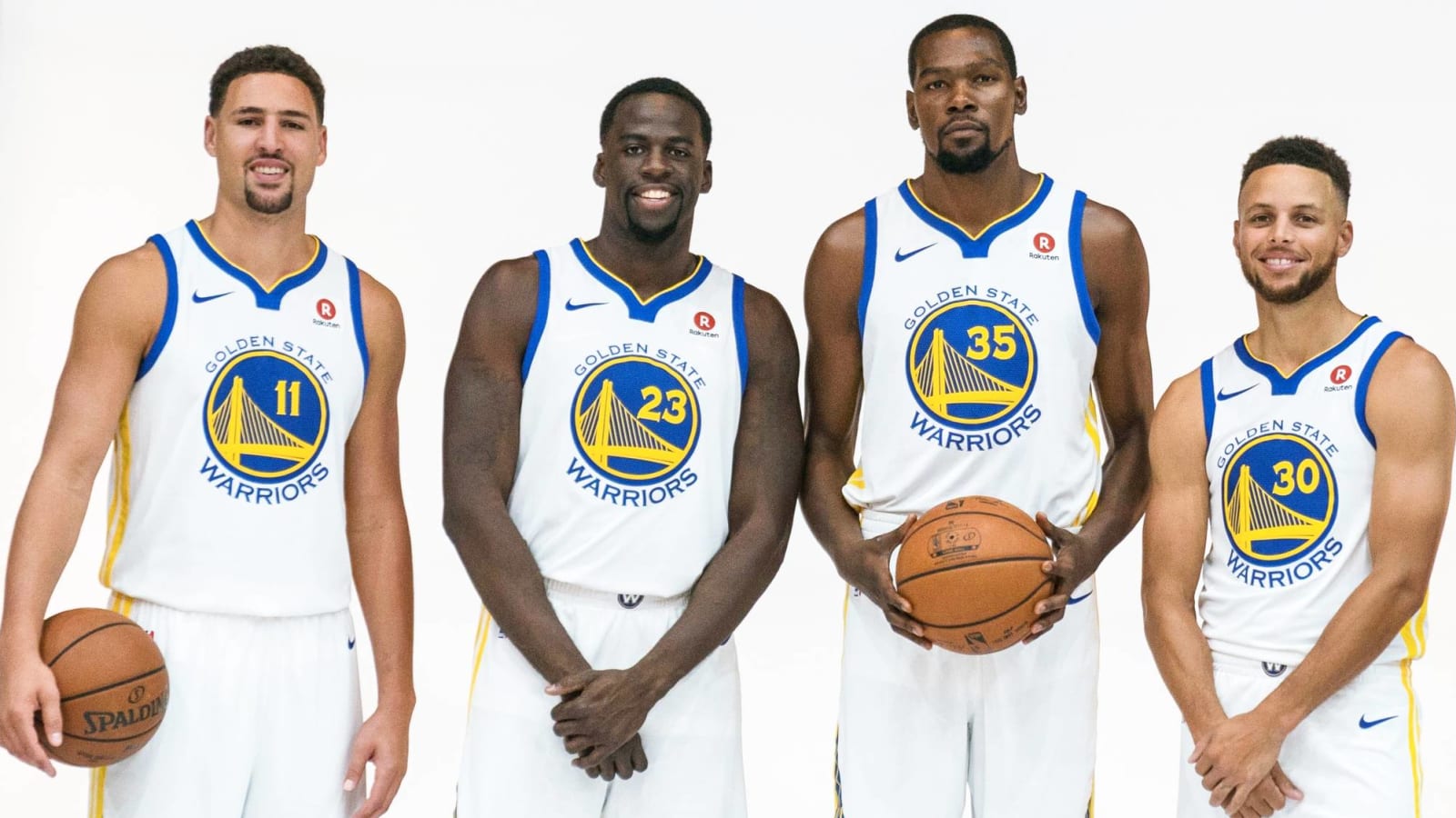thumbnail image 2 of 2016/17 Panini Hoops Golden State Warriors Team Set – Stephen Curry, Kevin Durant 2 of 3