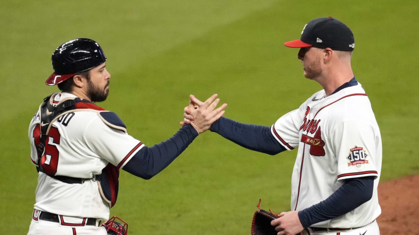 Back-to-back blasts by Swanson, Soler give Braves 3-1 Series lead