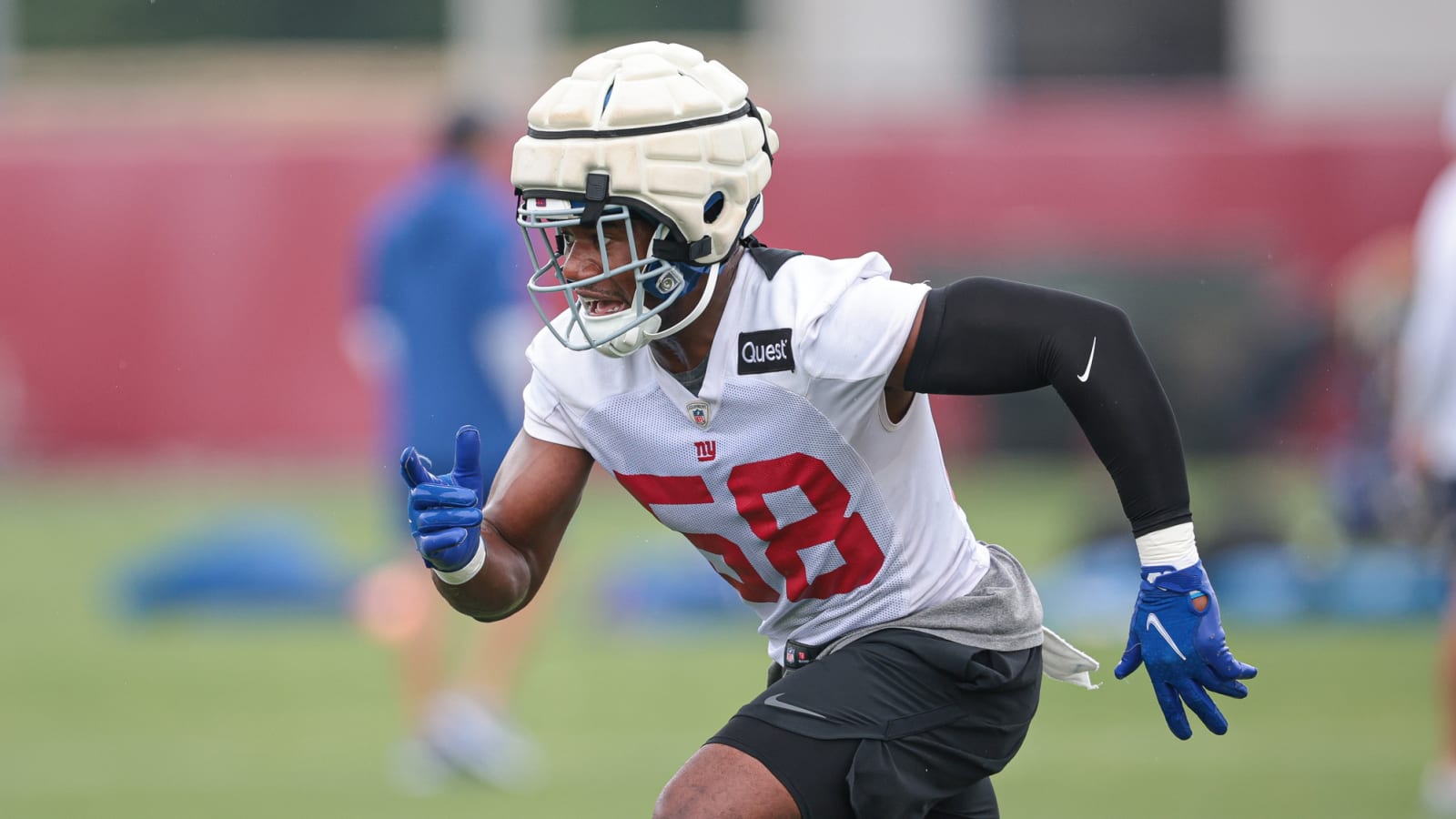 Giants place Bobby Okereke, Patrick Johnson on IR