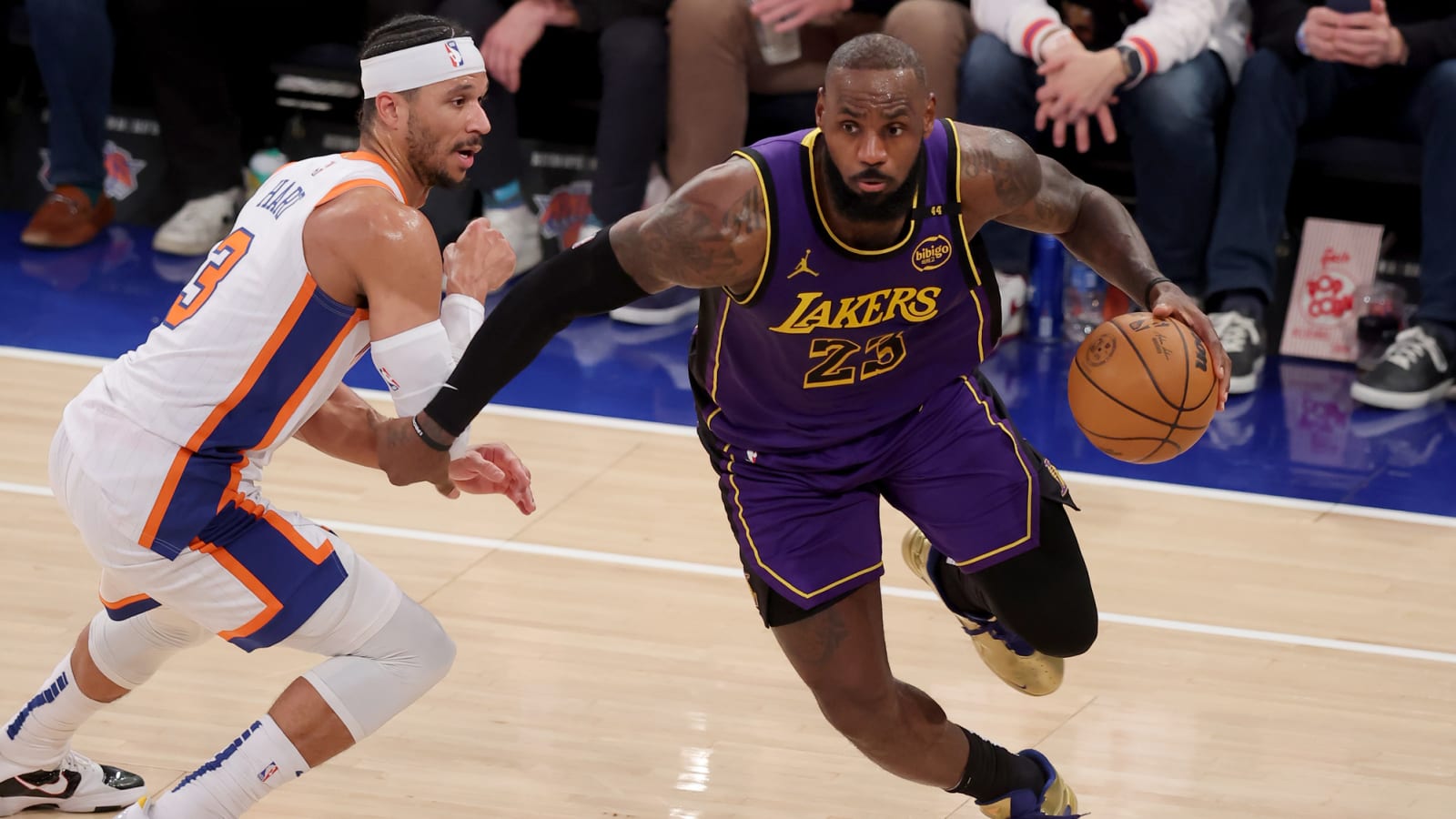 ‘Fkn Lie’: LeBron James Calls Out Fake News About Anthony Davis