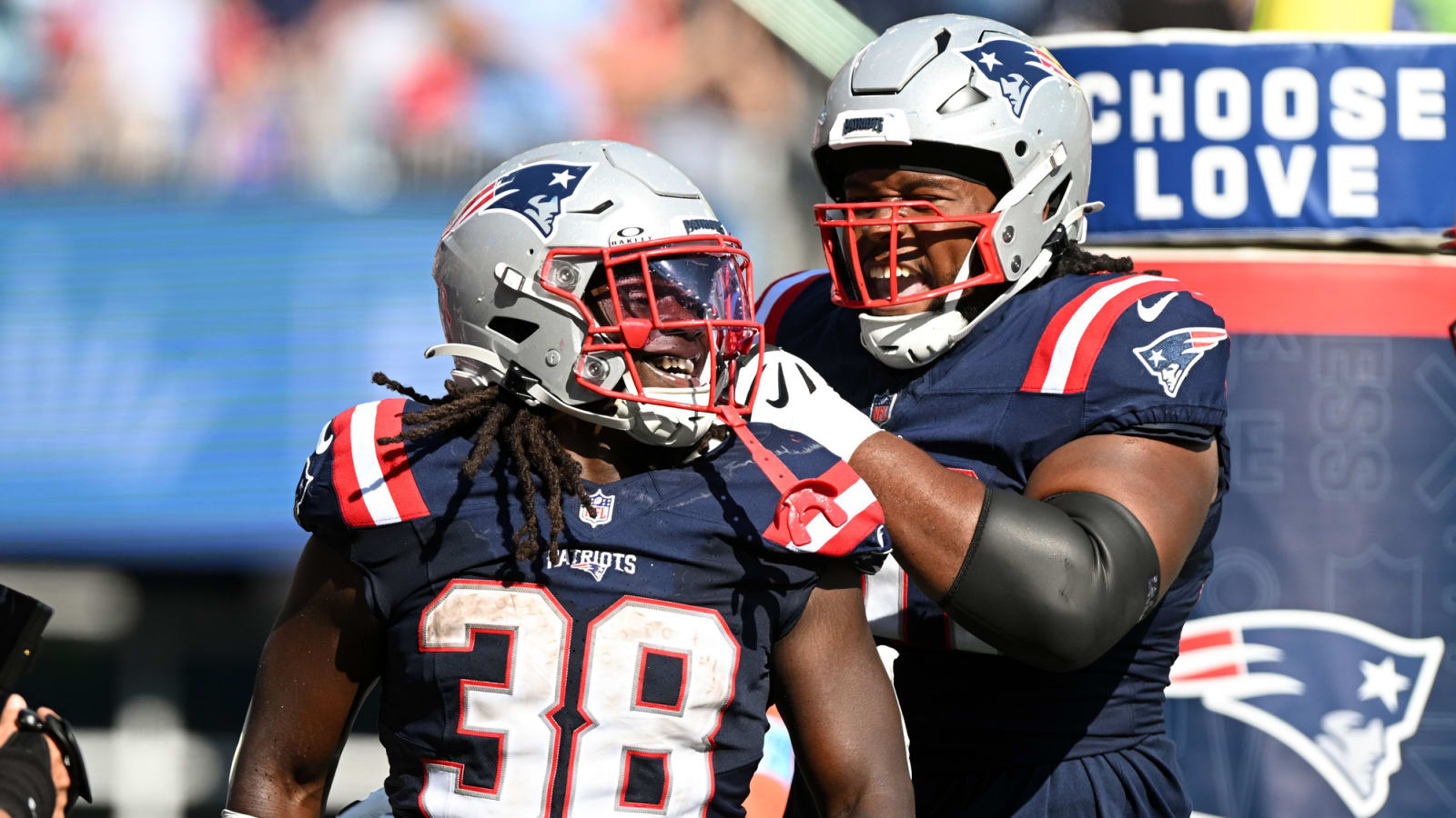 Breaking Down PFF’s Week 2 New England Patriots Grades