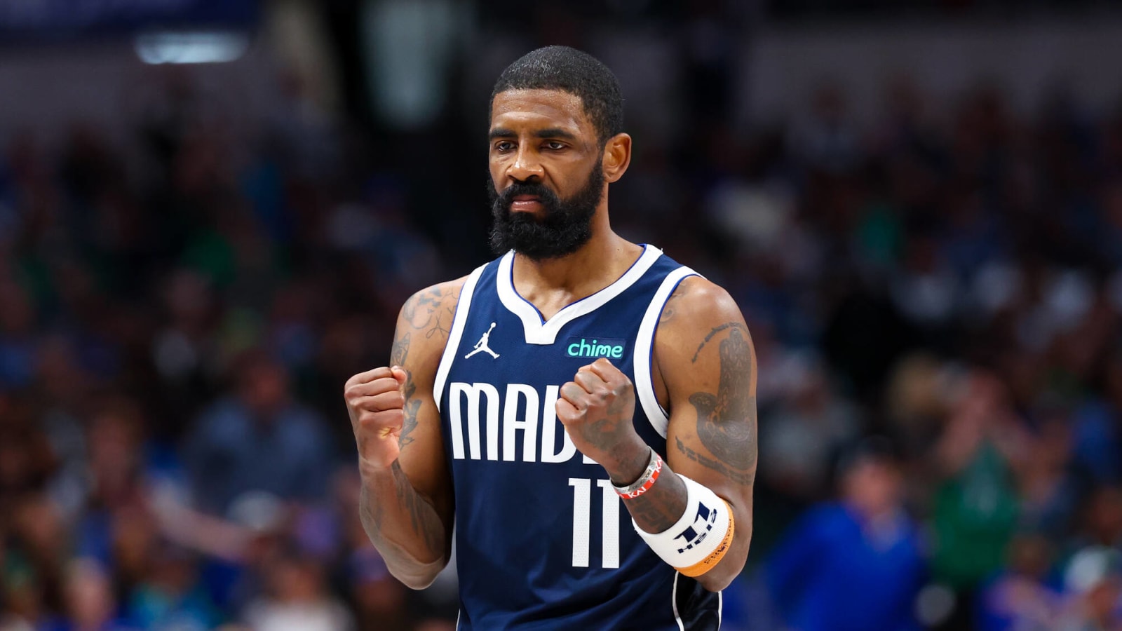 Kyrie irving nets outlet city jersey