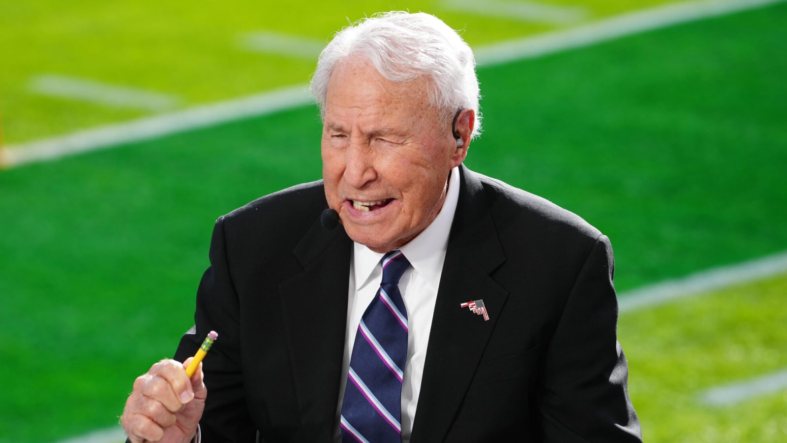 Lee Corso and ESPN GameDay crew make their picks for Ohio State vs. Oregon in Rose Bowl