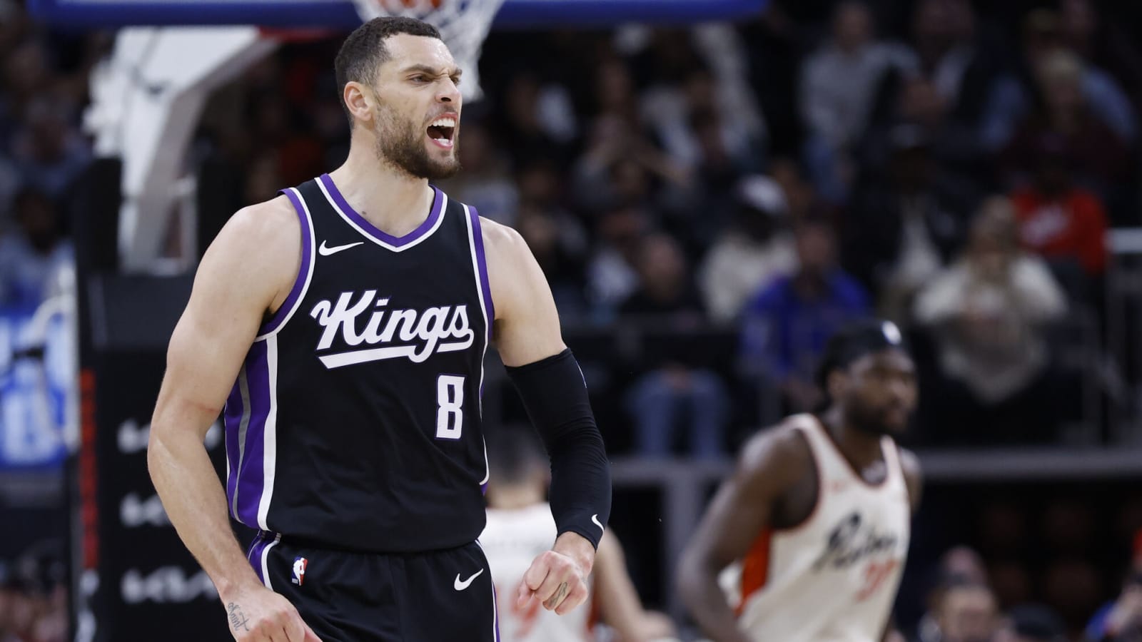 Kings heating up at right time, overtake Pistons behind Zach LaVine’s 43