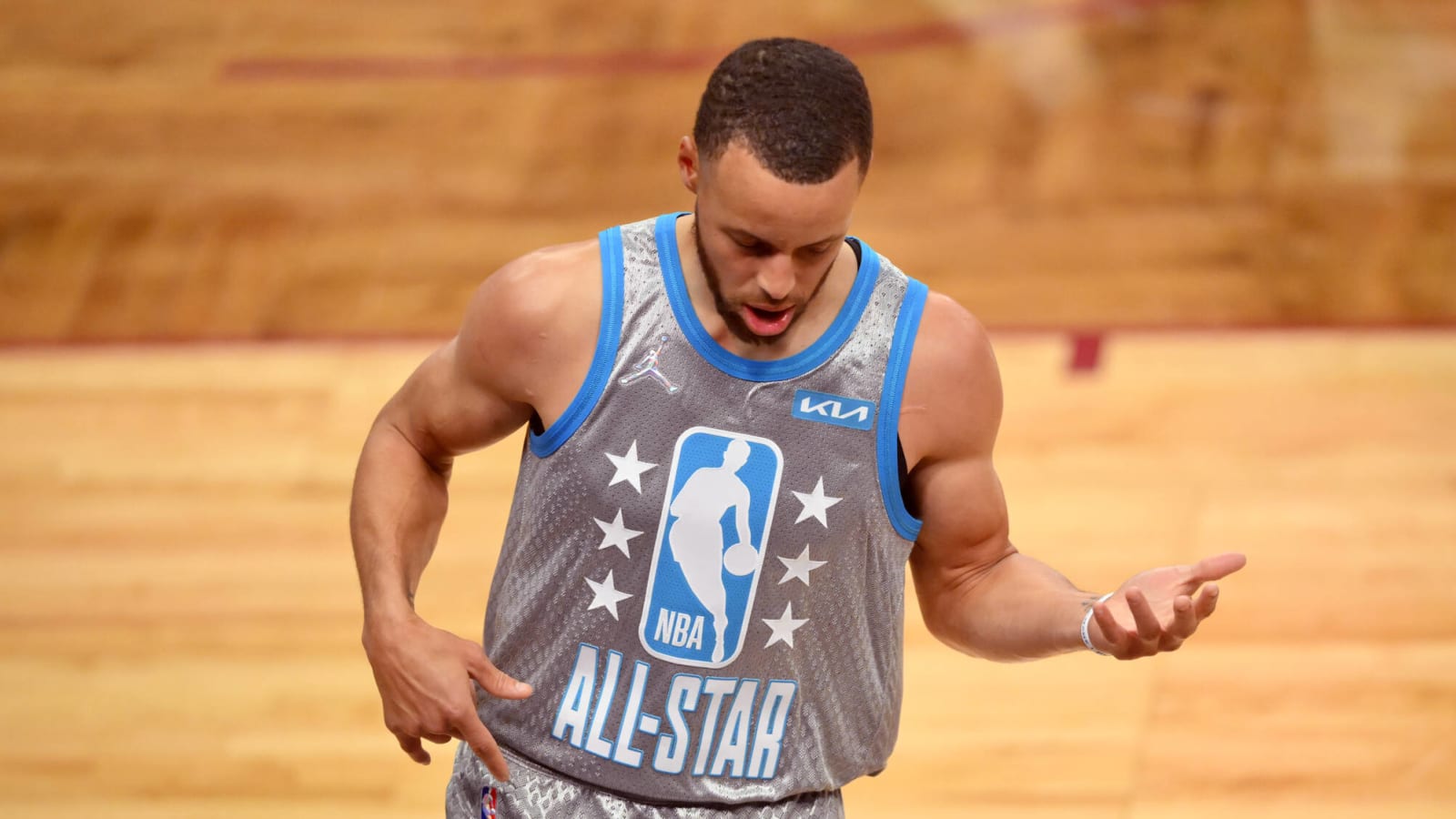 Twitter reacts to Stephen Curry’s record-breaking NBA All-Star Game performance