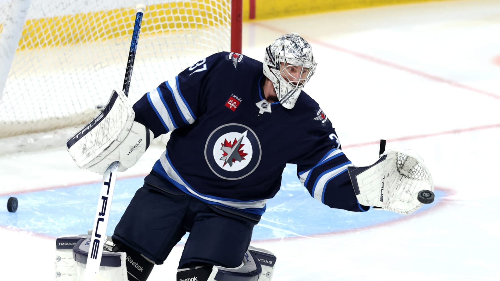 Connor Hellebuyck Named First Star of the Week