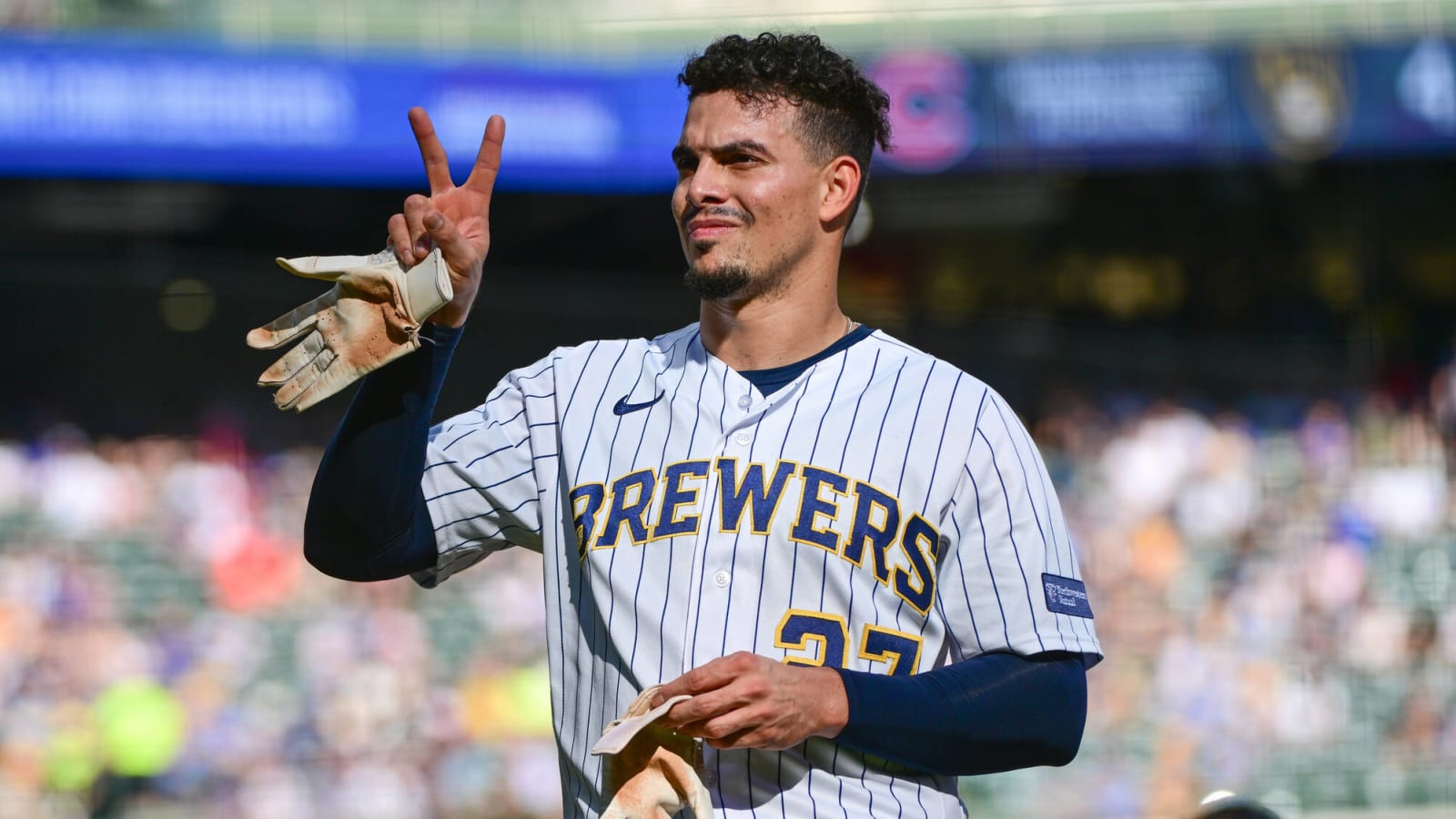 Brewers, Willy Adames avoid arbitration